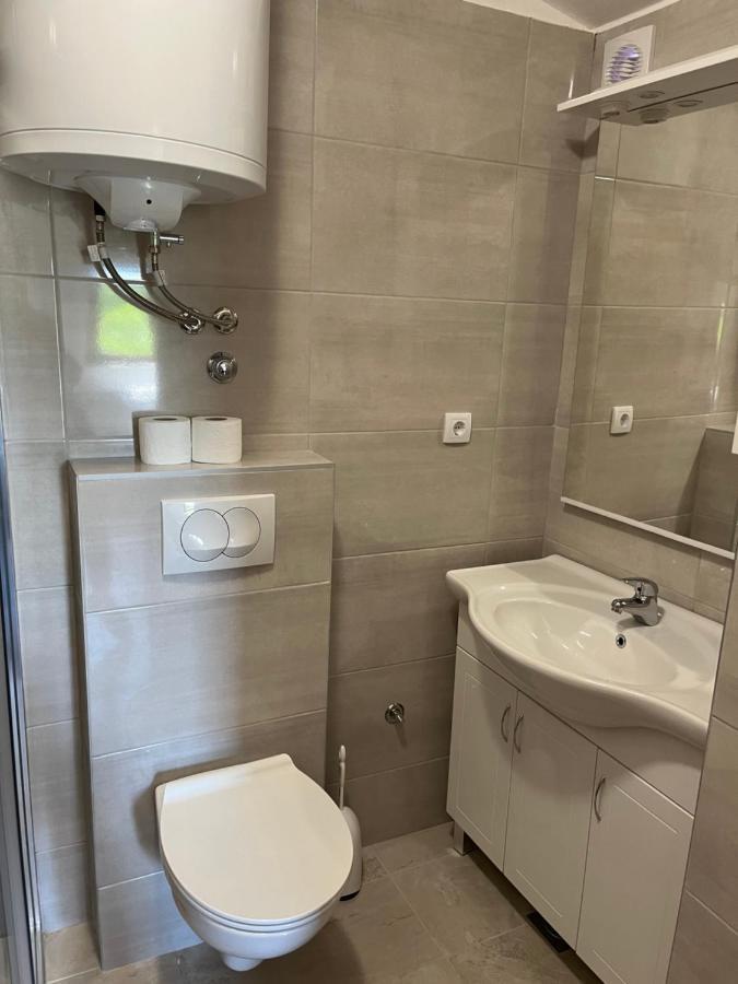 Apartmani Sekana Starigrad Paklenica Exterior foto